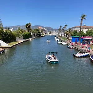 Charmante Maison Coeur De 650m Plage Apartamento Ampuriabrava